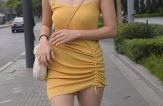 魔镜街拍 - 更新！婷婷的灰裙完全把午后休闲风都定义了，这次的美图你不得不点开。