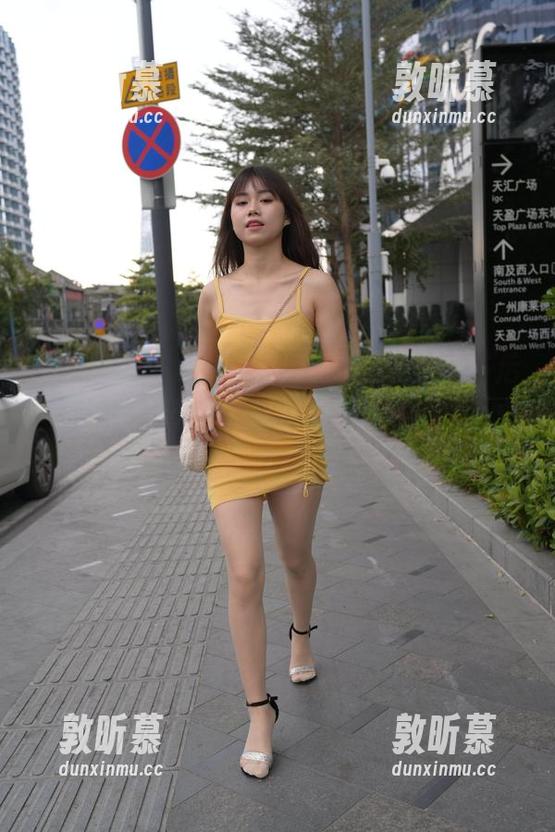 魔镜街拍 - 更新！婷婷的灰裙完全把午后休闲风都定义了，这次的美图你不得不点开。