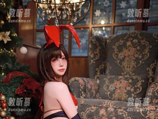 黑白御猫和豹纹这俩家伙，图片看起来毫无负担，原图还时不时给我来个小惊喜。